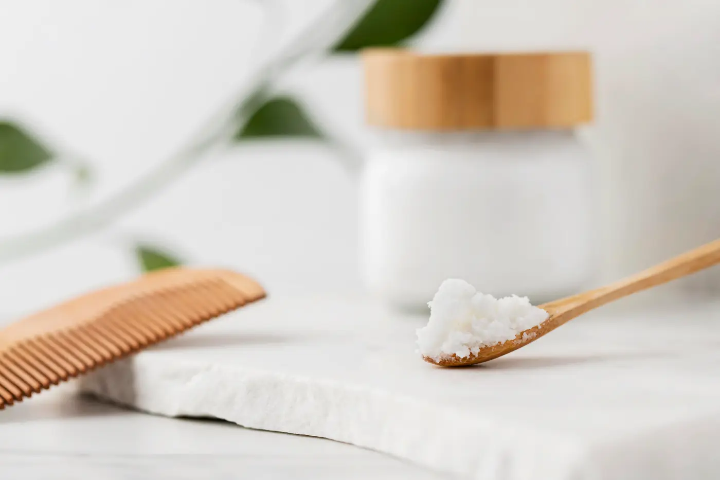 Whitening Body Scrub with Massage at home.